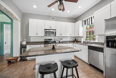 15 Cherry Street Lebanon NJ 08833