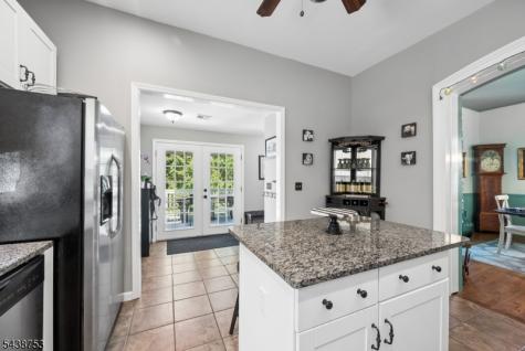 15 Cherry Street Lebanon NJ 08833