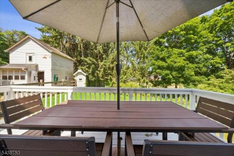 15 Cherry Street Lebanon NJ 08833