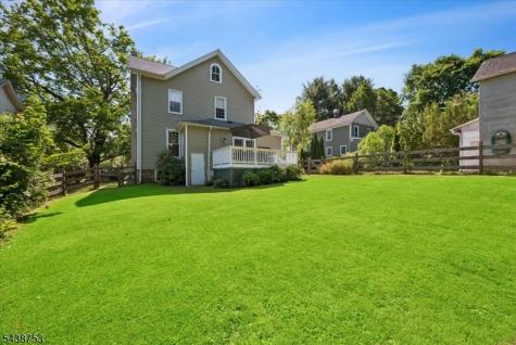 15 Cherry Street Lebanon NJ 08833