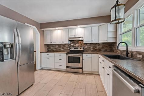 12 River Road Jefferson NJ 07438