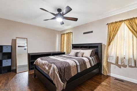 12 River Road Jefferson NJ 07438