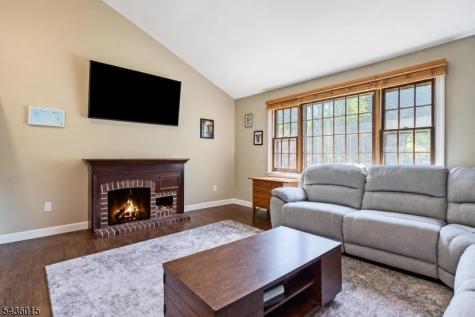 12 River Road Jefferson NJ 07438
