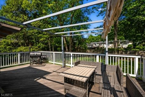 12 River Road Jefferson NJ 07438