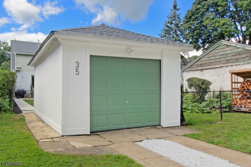 35 Essex Avenue Bloomfield NJ 07003