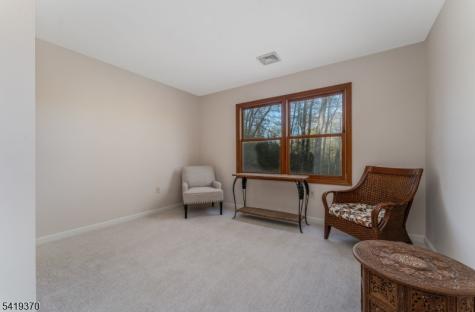 10 Glenn Avenue Glen Gardner NJ 08826