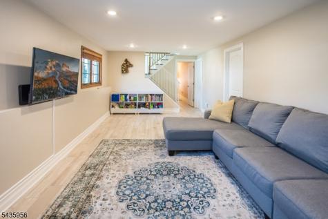 52 Saint Marys Drive Roxbury NJ 07876