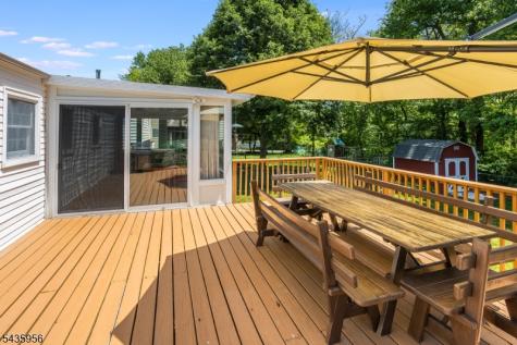 52 Saint Marys Drive Roxbury NJ 07876