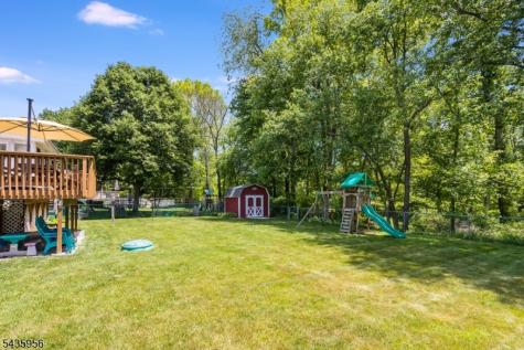 52 Saint Marys Drive Roxbury NJ 07876