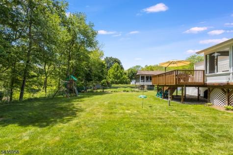 52 Saint Marys Drive Roxbury NJ 07876