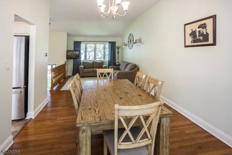 52 Saint Marys Drive Roxbury NJ 07876