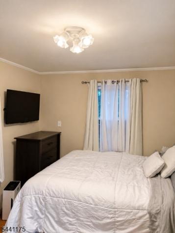 26 Mountain Road Roxbury NJ 07852