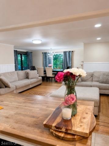 26 Mountain Road Roxbury NJ 07852