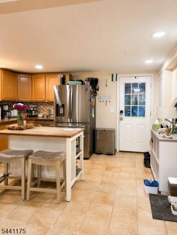 26 Mountain Road Roxbury NJ 07852