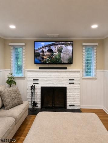 26 Mountain Road Roxbury NJ 07852