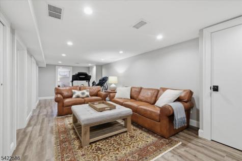 136 Forest Avenue Berkeley Heights NJ 07922