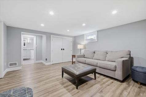 136 Forest Avenue Berkeley Heights NJ 07922
