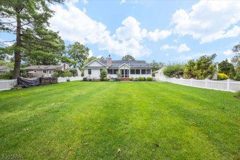 136 Forest Avenue Berkeley Heights NJ 07922