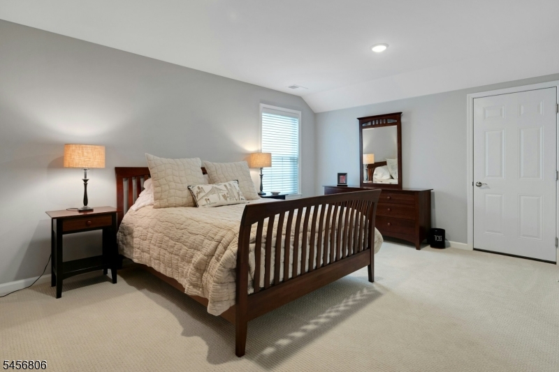 34 Tate Road Raritan NJ 08822