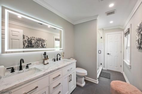 448 Fairfield Avenue Ridgewood Village NJ 07450