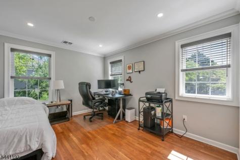 448 Fairfield Avenue Ridgewood Village NJ 07450