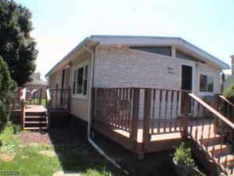 1518 Center Street Pohatcong NJ 08865