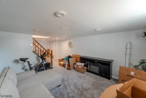 130 Loretta Street Woodbridge NJ 08861