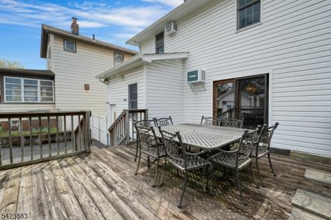 611 5TH Avenue Lyndhurst NJ 07071