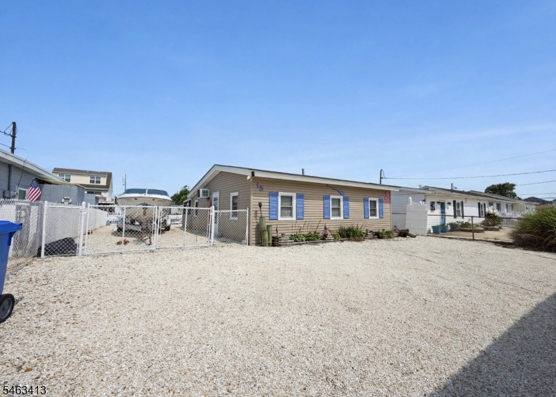 15 Beverly Lane Stafford NJ 08050