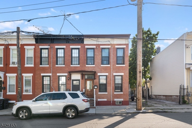 37 Emmet Street Newark NJ 07114