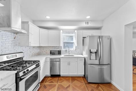37 Emmet Street Newark NJ 07114