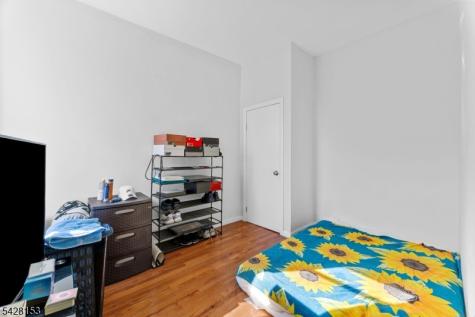 37 Emmet Street Newark NJ 07114