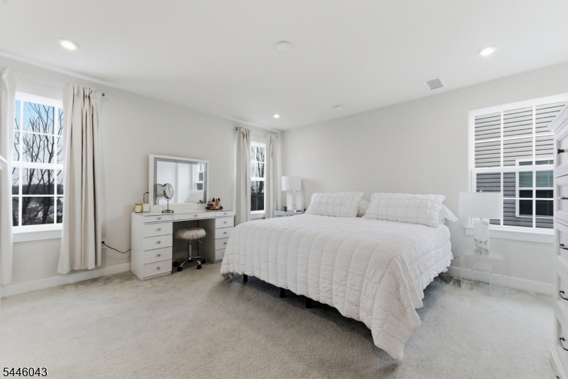 22 Oakwood Boulevard Union NJ 08827