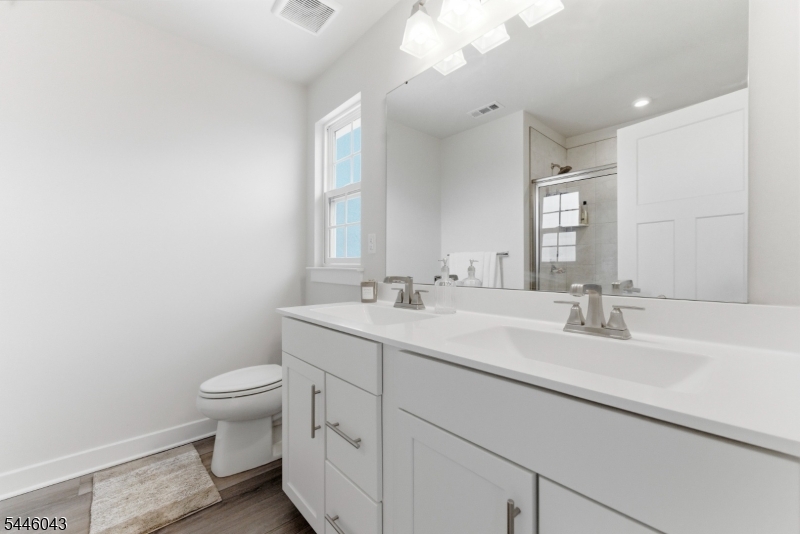 22 Oakwood Boulevard Union NJ 08827