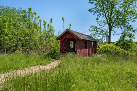 999 Us Highway Route22 Lopatcong NJ 08865