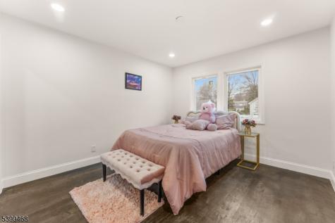 28 Charles Street Clifton NJ 07013