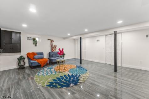 28 Charles Street Clifton NJ 07013