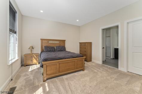 1 Belmont Court Alexandria NJ 08867