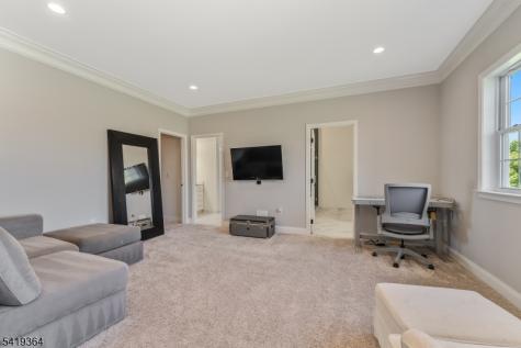 1 Belmont Court Alexandria NJ 08867