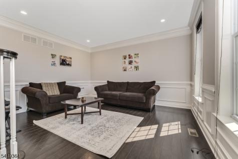 1 Belmont Court Alexandria NJ 08867