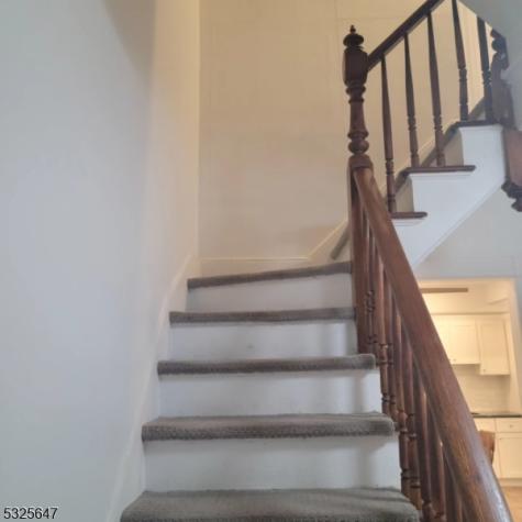 133 W 3rd Avenue Roselle NJ 07203