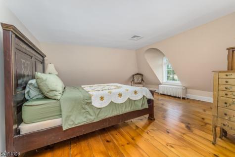 312 Hamden Road Franklin NJ 08801