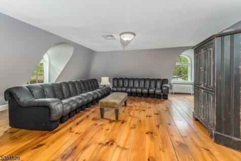312 Hamden Road Franklin NJ 08801