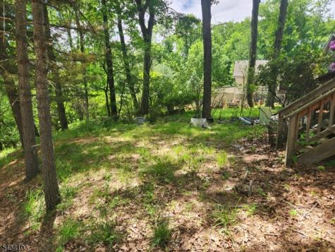13 E Madison Trail Hopatcong NJ 07843