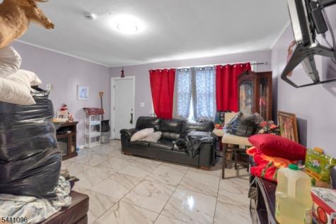 422 Schiller Street Elizabeth NJ 07206