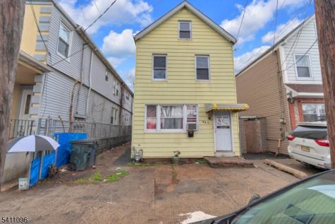 422 Schiller Street Elizabeth NJ 07206