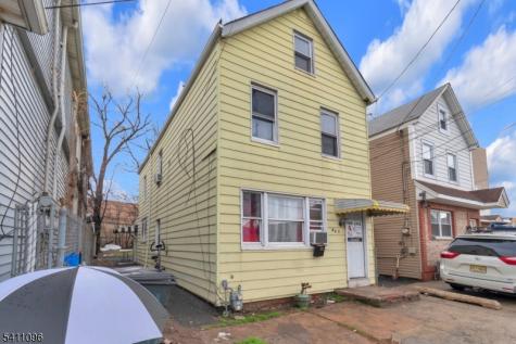 422 Schiller Street Elizabeth NJ 07206