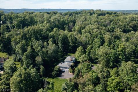 77 Pleasantville Road Harding NJ 07976