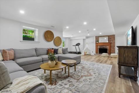 54 Blackberry Lane Morris NJ 07960