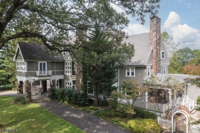 17 Three Gables Road Morris NJ 07960